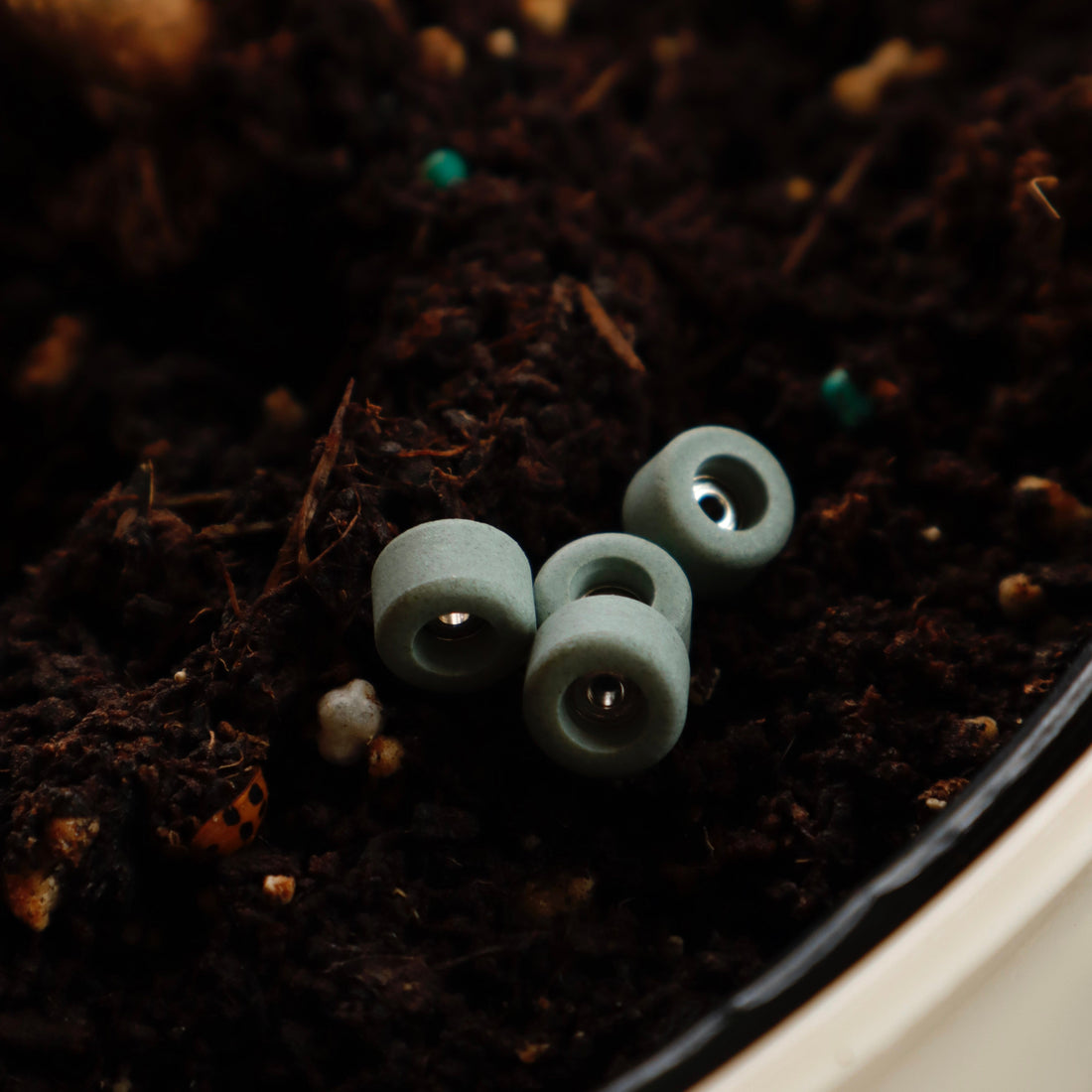 New Drop Alert: 6 Fresh Colors in the 7.4mm R2 Shape!